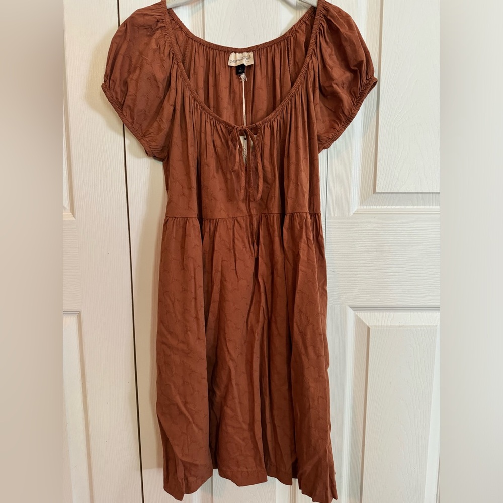 Universal Thread Rust Brown Short-Sleeve Peasant Dress